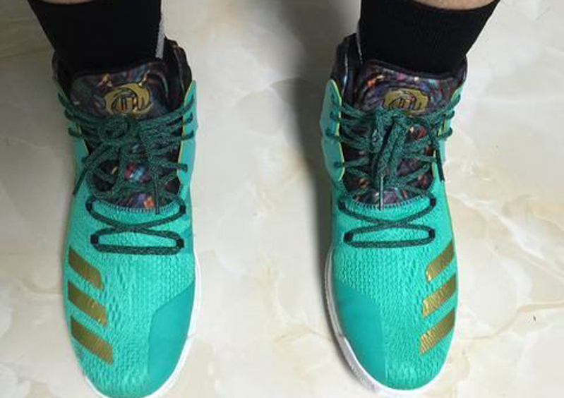 The adidas D Rose 7 is Spotted in Teal Gold 3