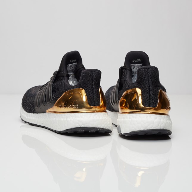 Adidas Ultra Boost Gold Medal 3