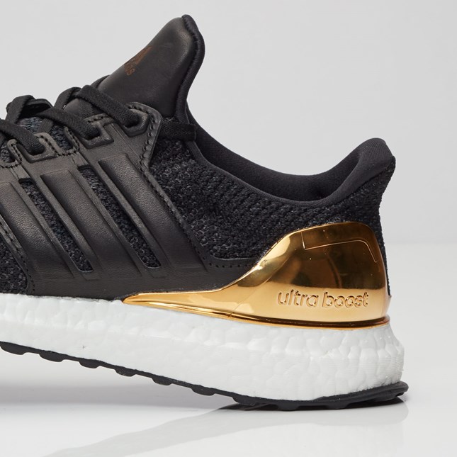 Adidas Ultra Boost Gold Medal 6