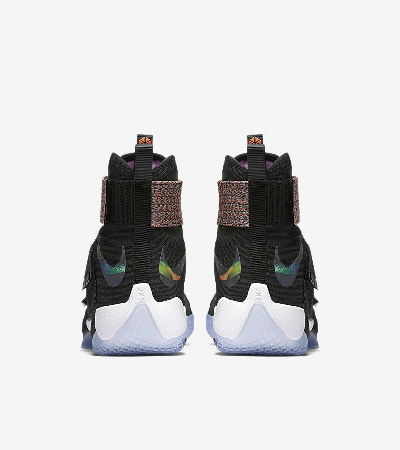 Nike LeBron Soldier 10 'Unlimited' heel