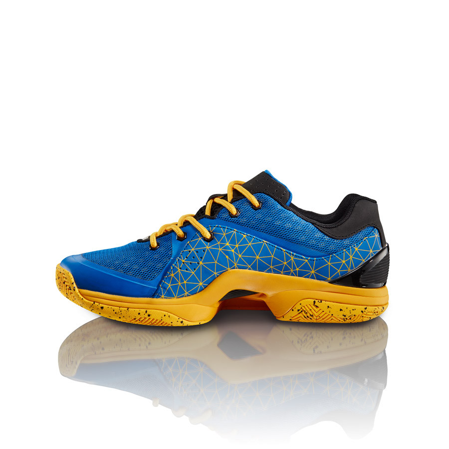 Tesh Sports Introduces New Footwear Lineup For Basketball and Training Vekut Low
