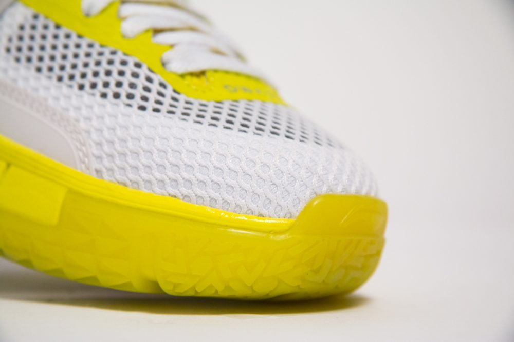 li-ning-way-of-wade-5-white-volt-official-look-and-release-date-5