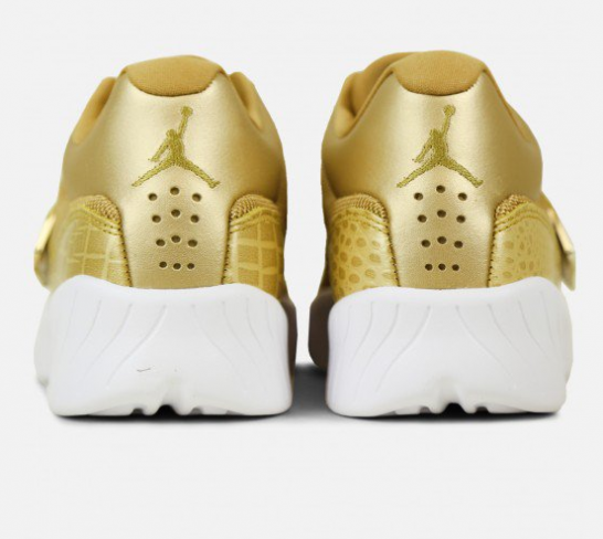 the-jordan-j23-is-now-available-in-gold-3