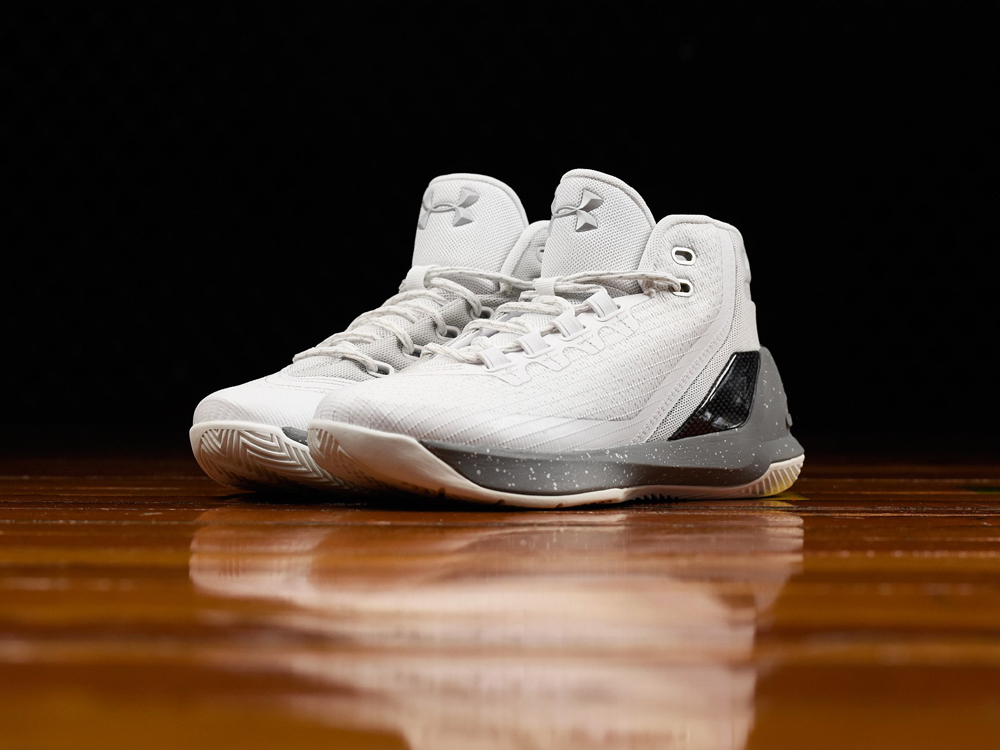 the-under-armour-curry-3-raw-sugar-is-available-earlier-than-expected-2