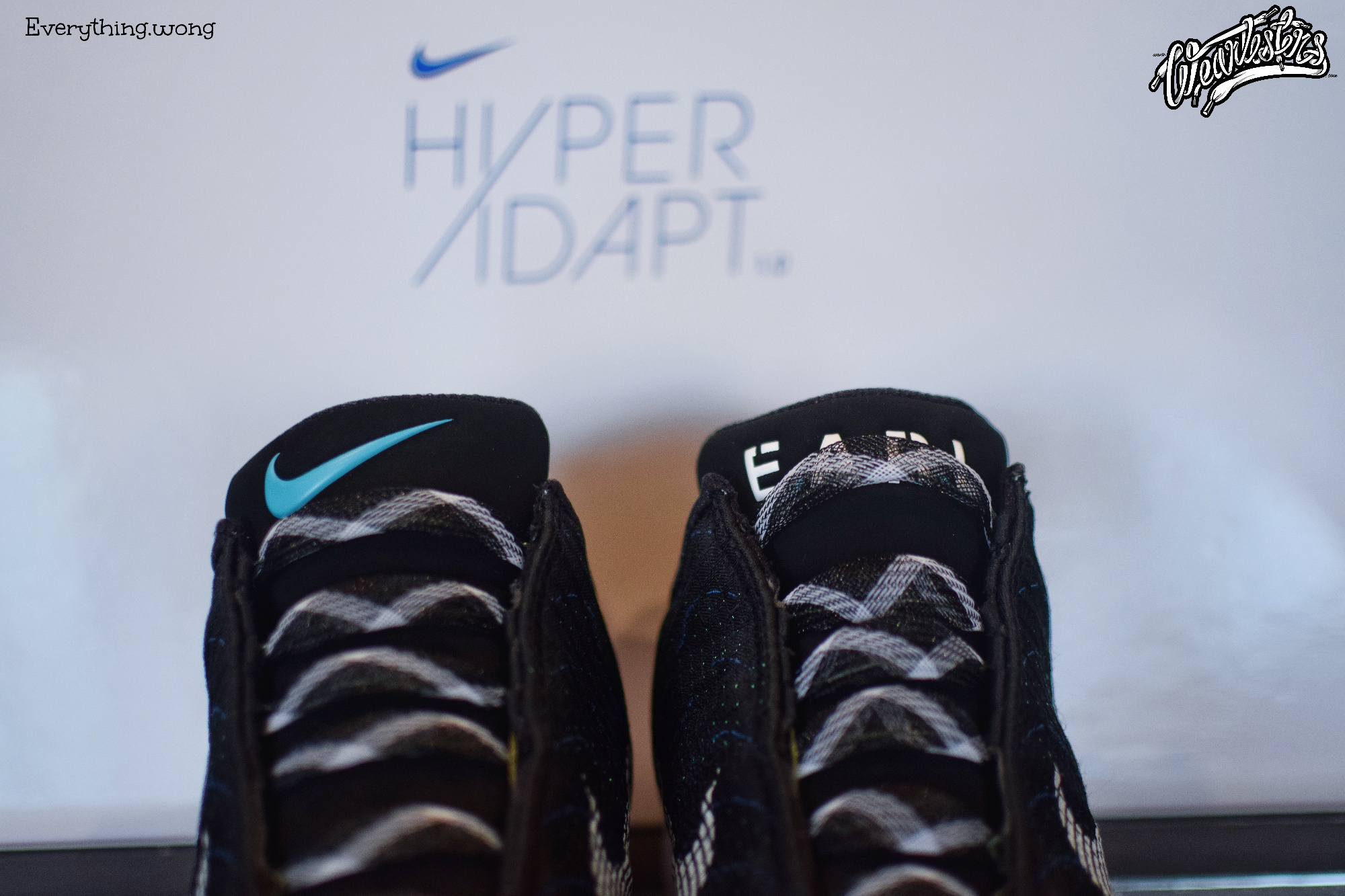 Nike HyperAdapt 1.0 Black-White/Blue Lagoon 11