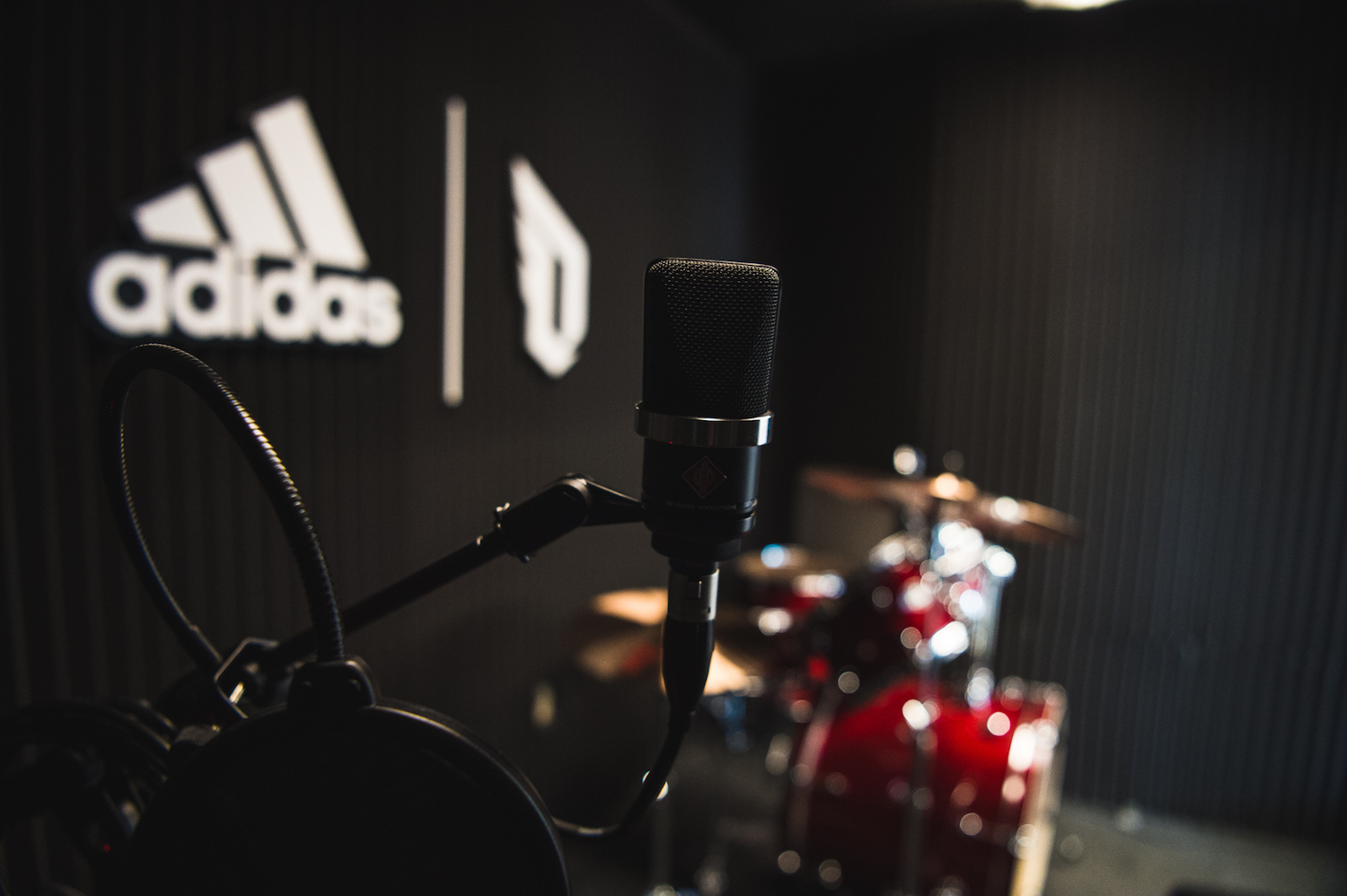 adidas Dame 3 Oakland High recording studio 1