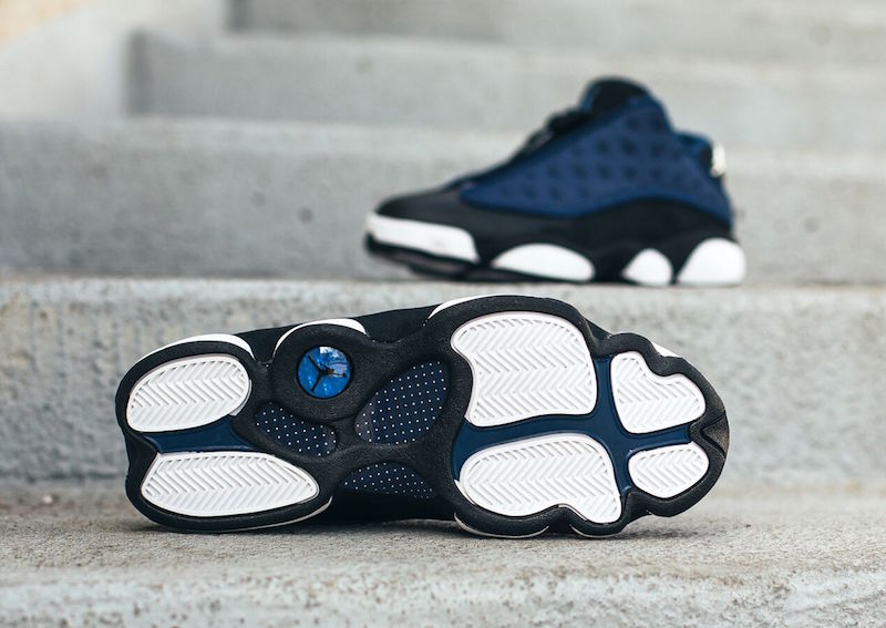 Air-Jordan-13-Retro-Low-Brave-Blue-6.jpg