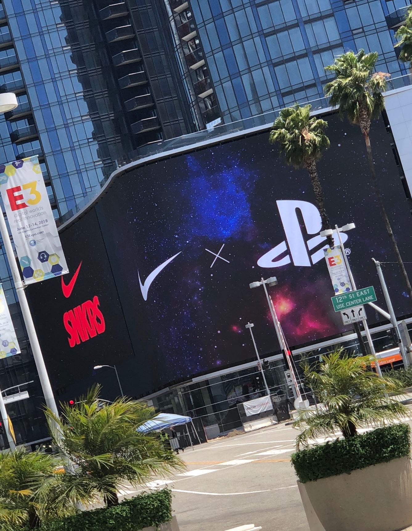 E3 playstation nike