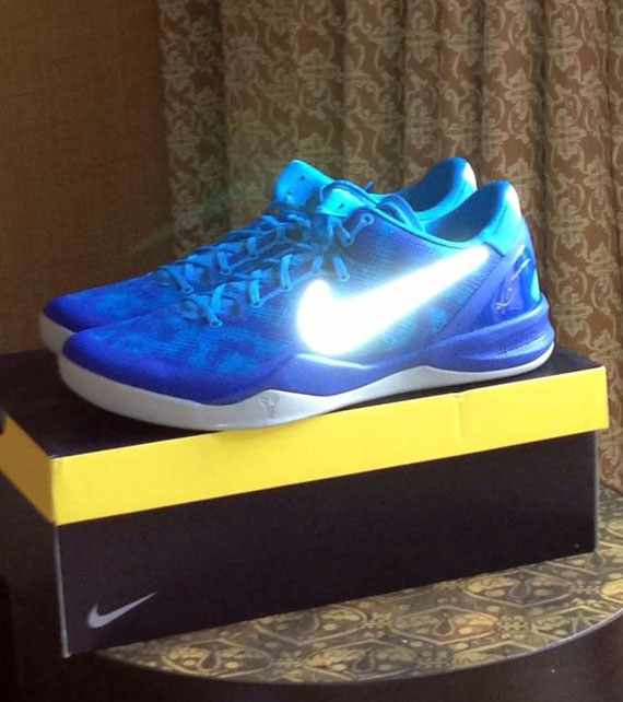 Nike-Kobe-VIII-(8)-'Blue-Lights'