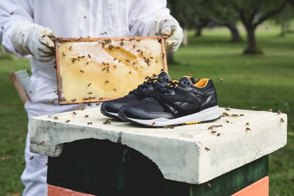 Sneakersnstuff x Reebok Ventilator Bees & Honey 2