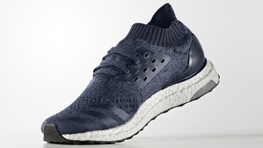 Adidas Ultra Boost Uncaged - Navy - Angle