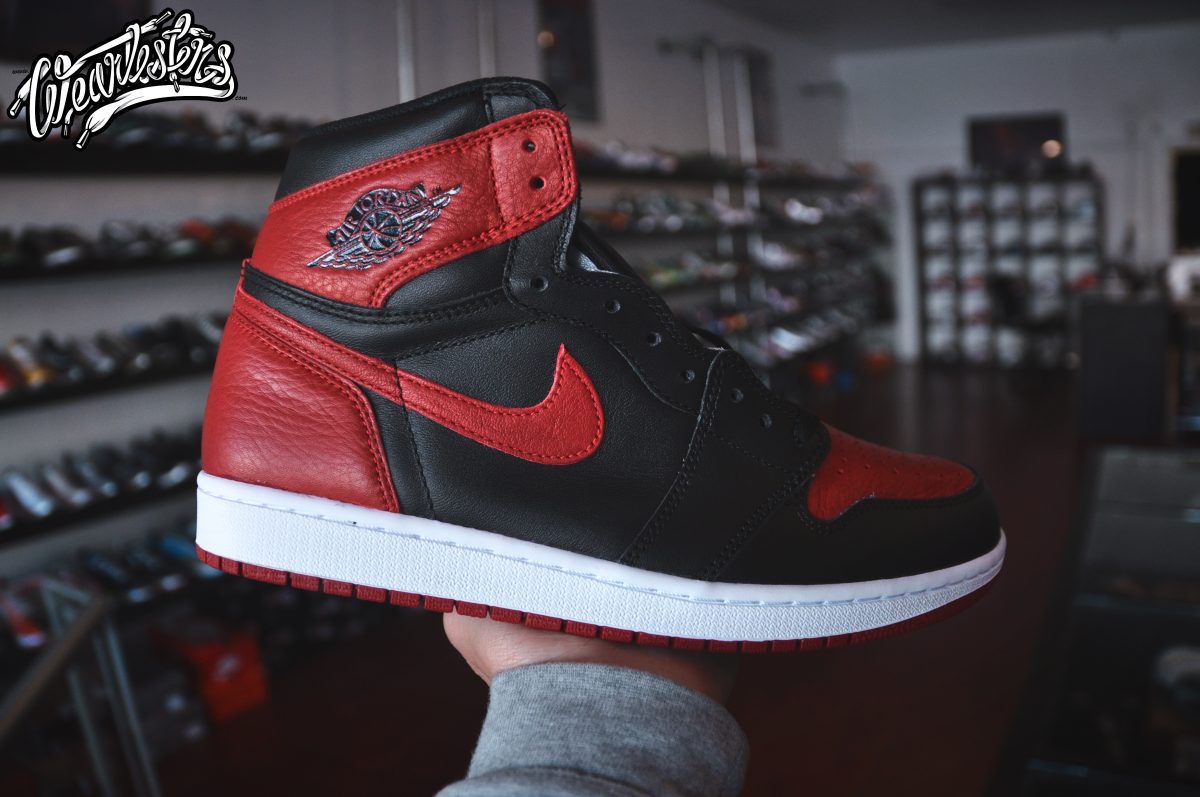 An Up Close Look at the 2016 Air Jordan 1 'Banned' - WearTesters