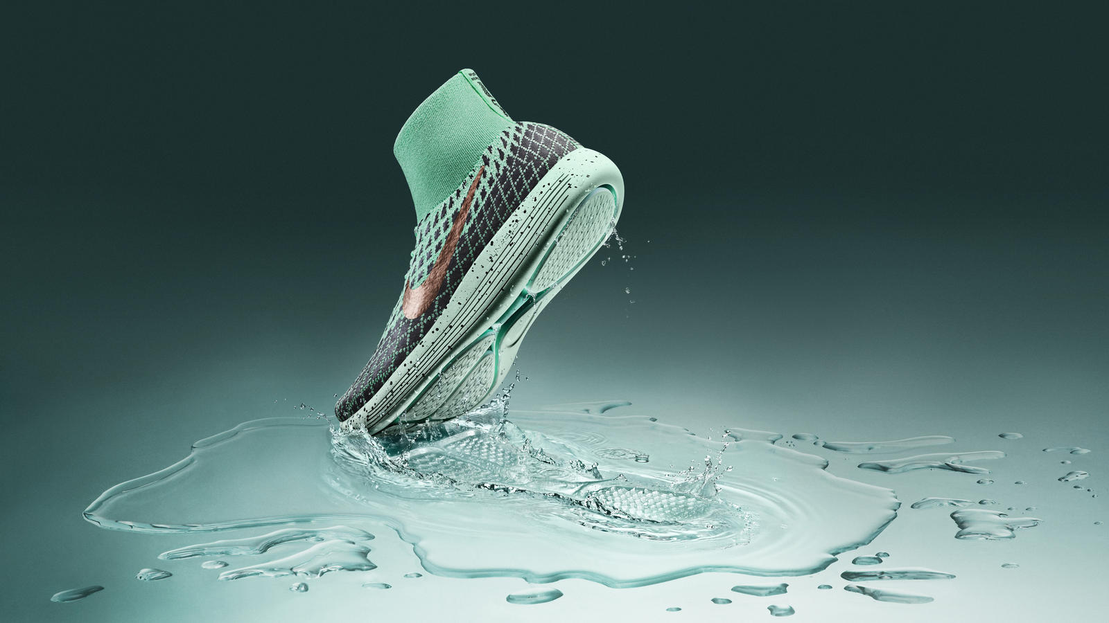 nike lunarepic flyknit shield 1