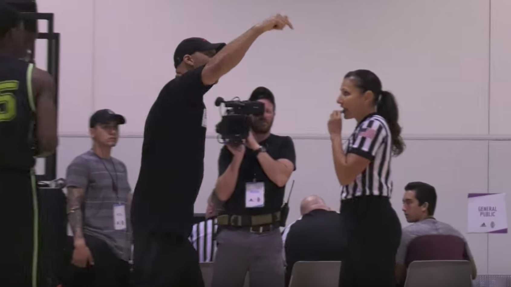 adidas lavar ball D1 female official removed