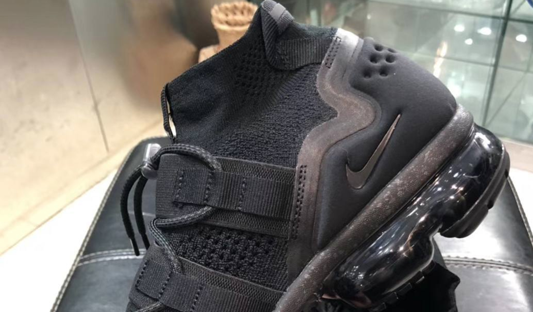 nike vapormax ATR mid triple black 2