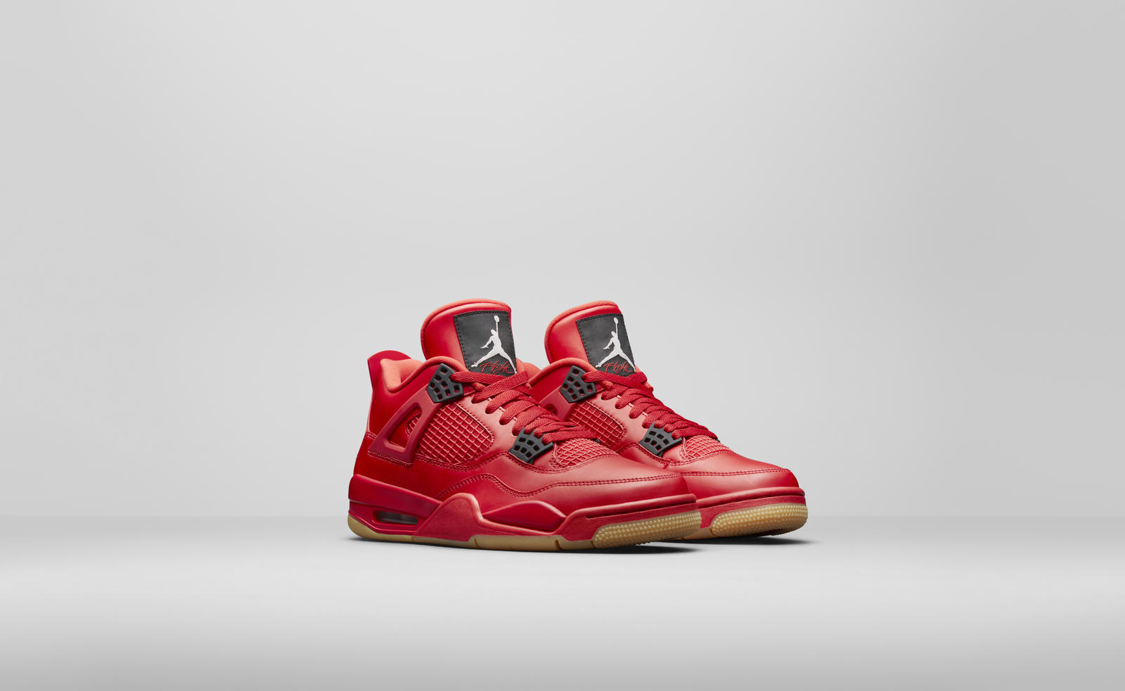 Here is the first look at the women s Air Jordan 4 NRG Hot Punch that drops  early January - Lobster Red / Gym Red – Cheap Ietp Jordan Outlet - Jordan  Essentials Hoodie M