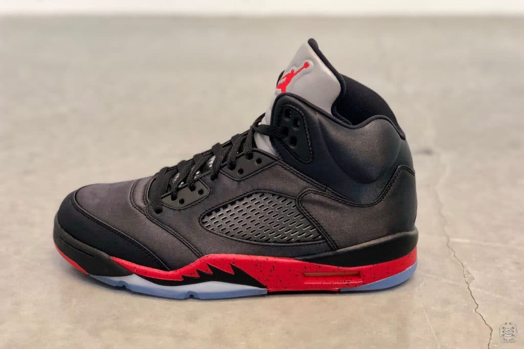 Air jordan bred 5 online