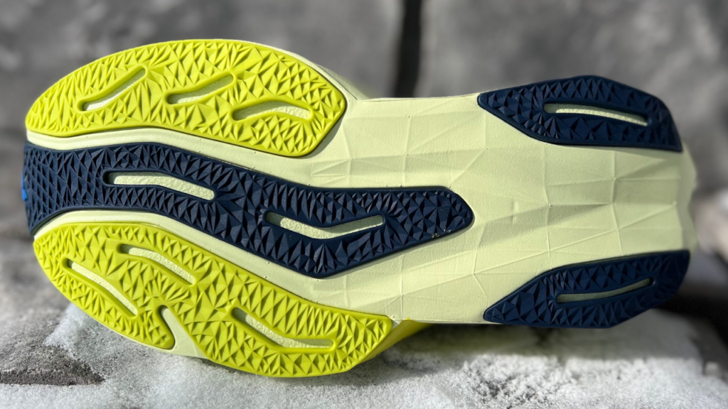 New Balance FuelCell Rebel v4 outsole traction