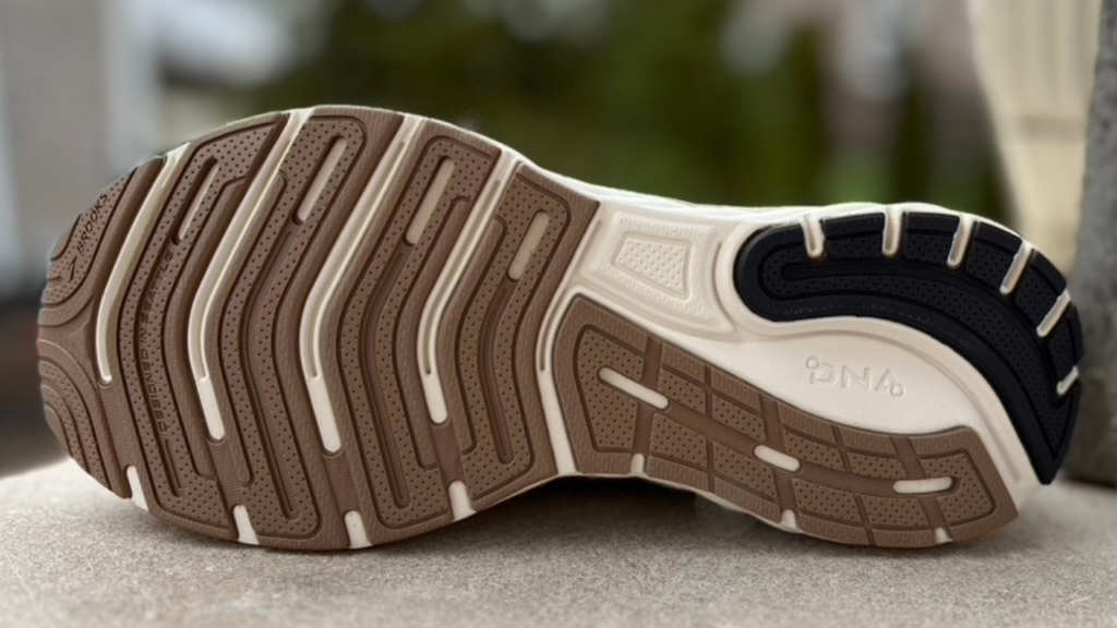 Brooks meets Anthem 6 outsole traction