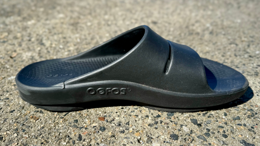 OOFOS Slides arch support