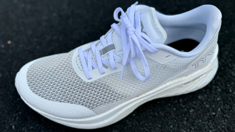 Corredores Tyr Valkyrie Speedworks Hombre Blancas Argentina