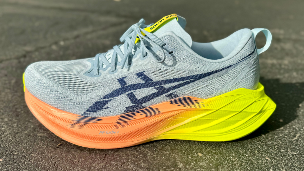 Asics Superblast 2 lateral view