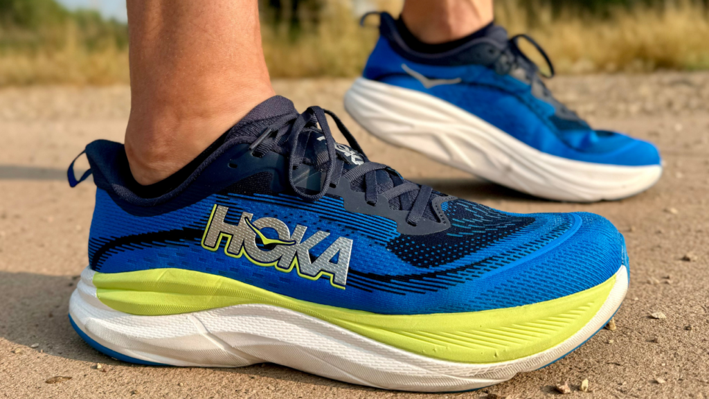 Hoka Skyflow blue/white on foot