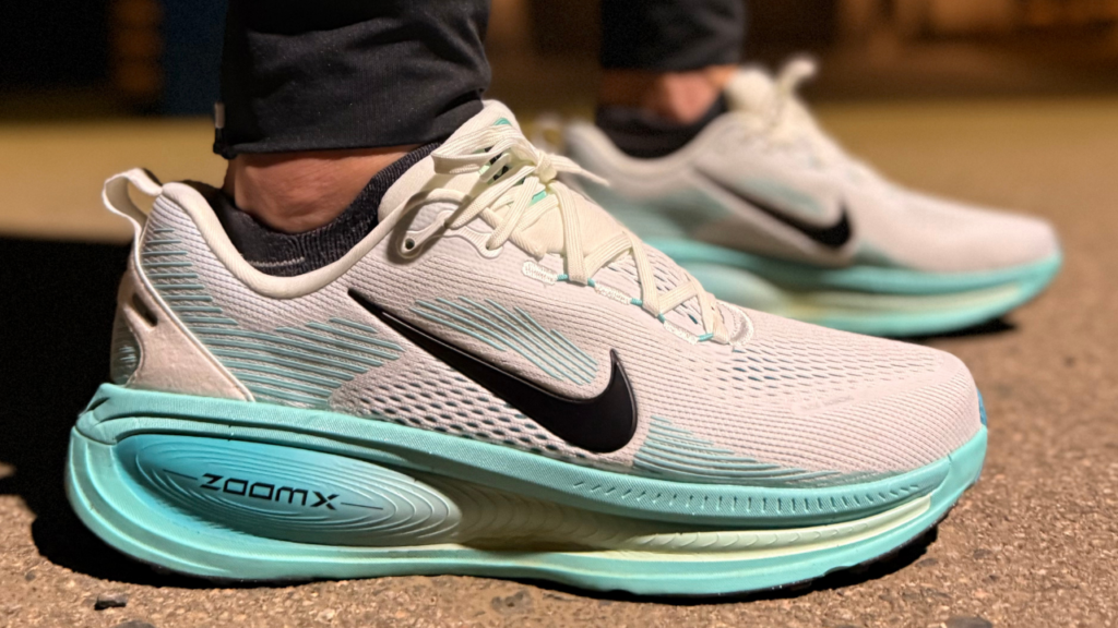 Nike Vomero 18 on foot at night