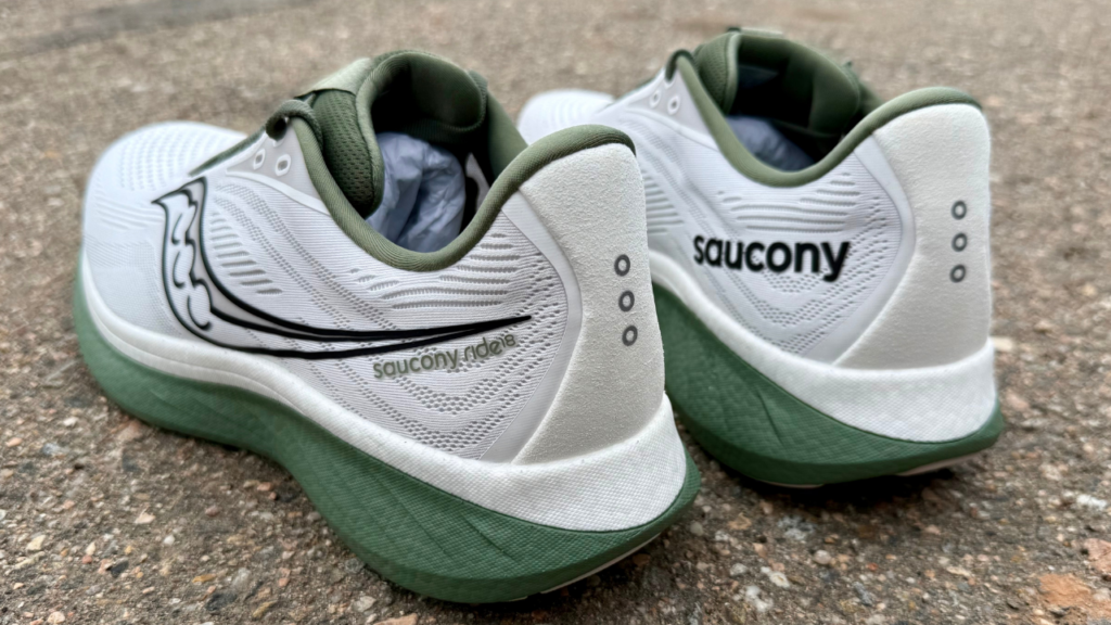 Saucony Ride 18 heel view