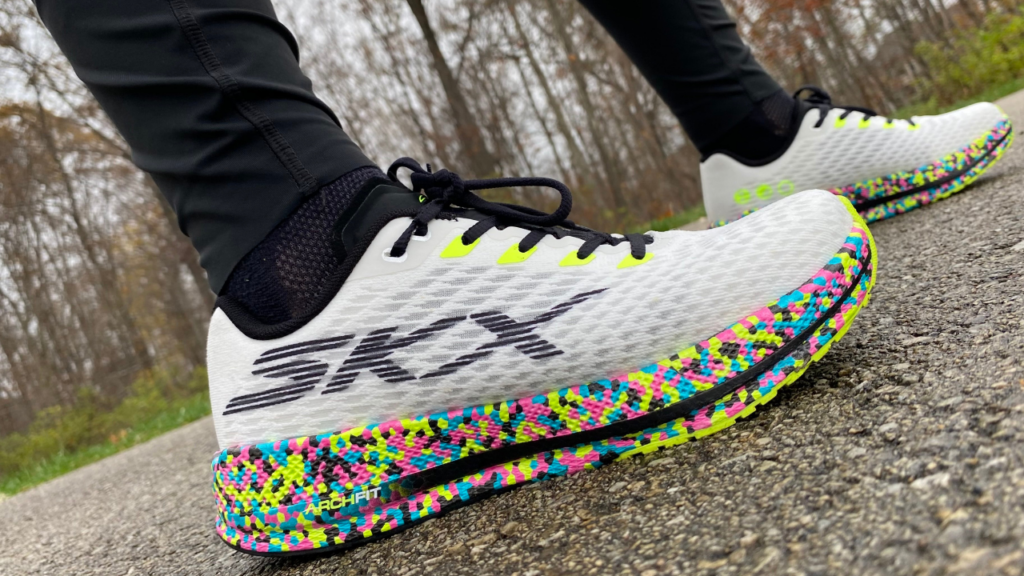 Skechers GO RUN Razor 5 on foot