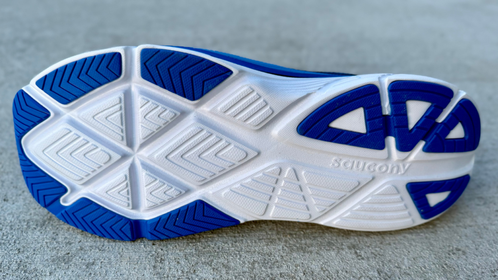 Saucony Guide 18 outsole traction