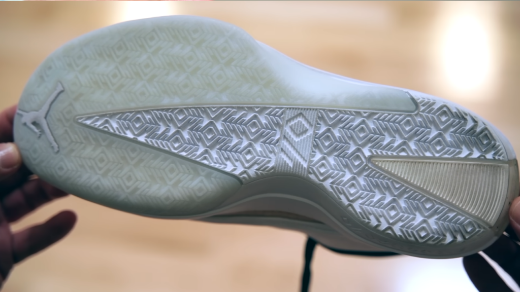 Air Jordan 40 outsole traction