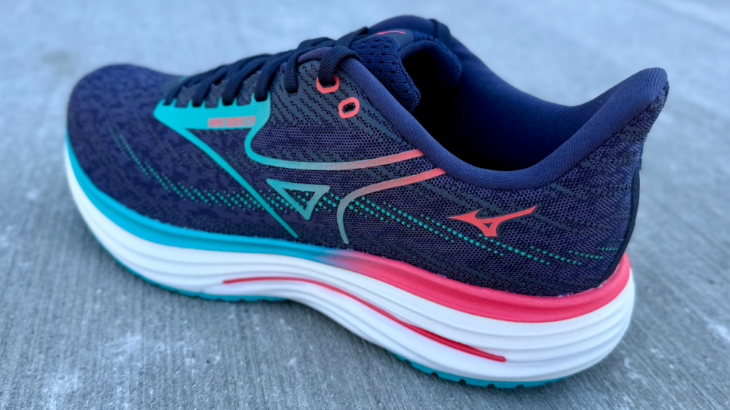 Mizuno Wave Rider 29 lateral heel close up