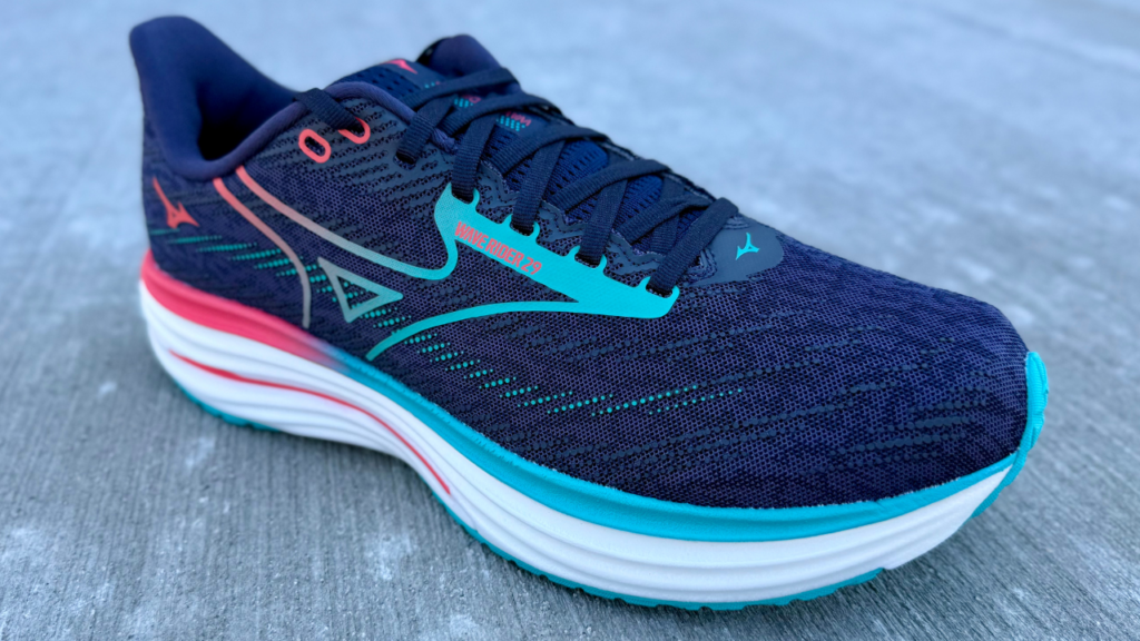 Mizuno Wave Rider 29 toe close up
