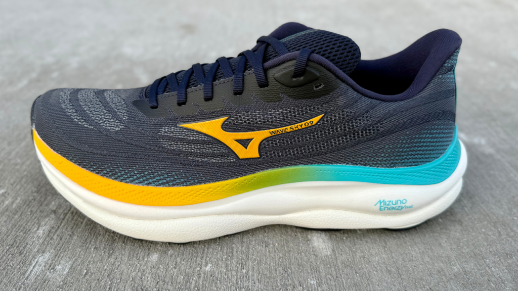 Mizuno Wave Sky 9 lateral side view