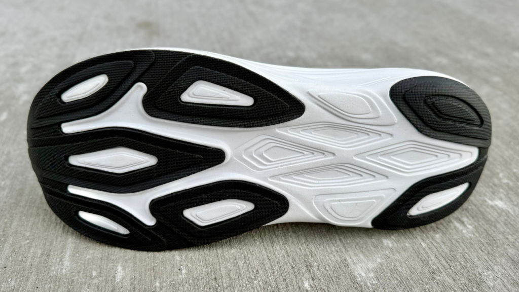 New Balance Fresh Foam X More v6 outsole traction