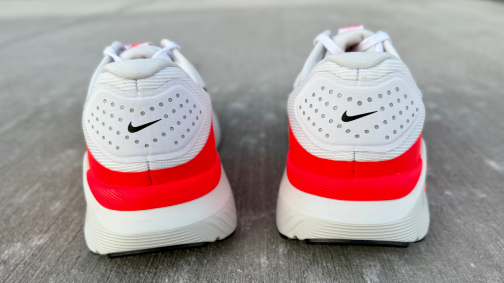 Nike Structure 26 heel close up