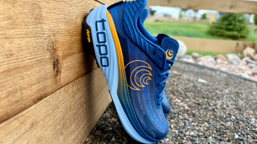 Topo Vista leaning on wall