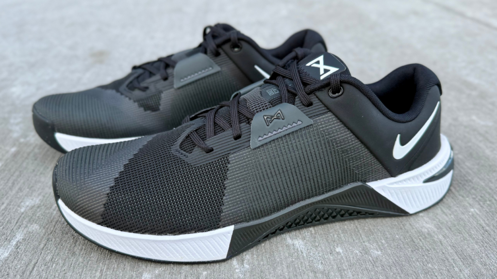 Nike Metcon 10 both shoes on concrete