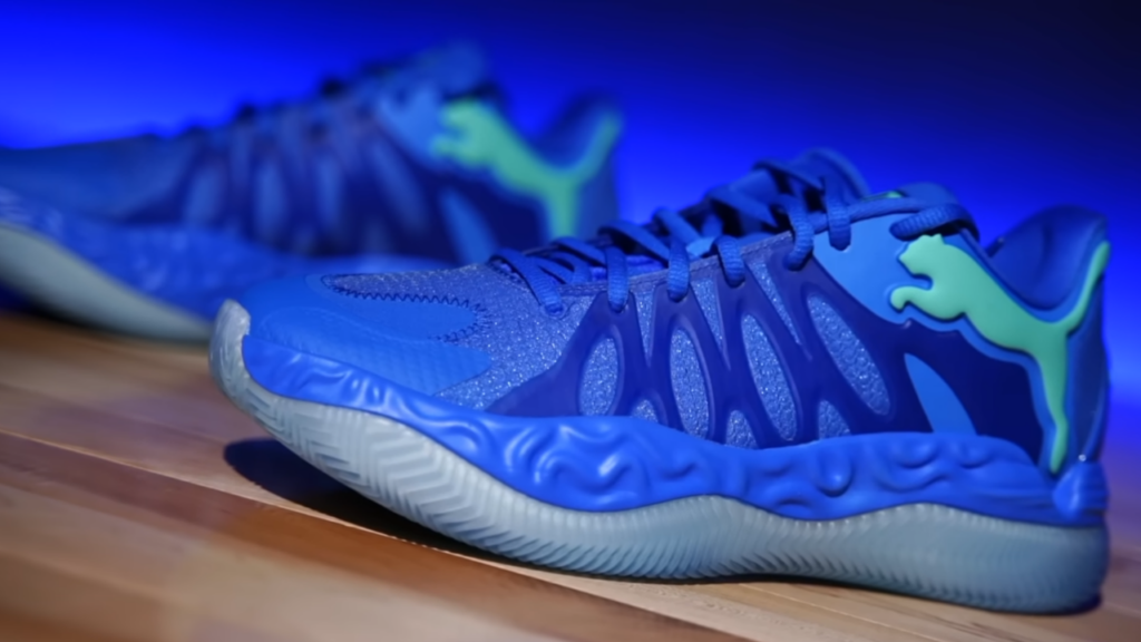 Puma Hali 1 lateral side view