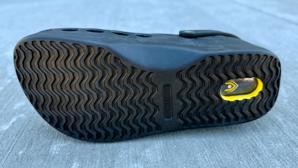 VKTRY Recovery Clog outsole traction