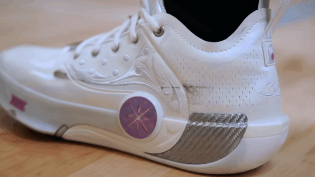 Way of Wade 12 support features