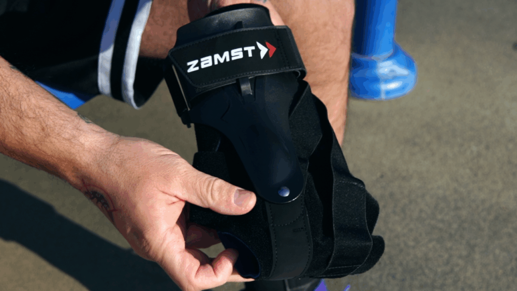 Zamst A2-DX in hand close up