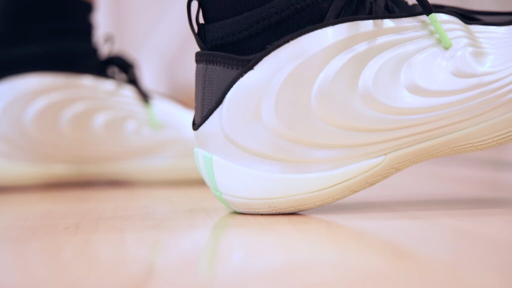 adidas Harden Vol. 10 cushion