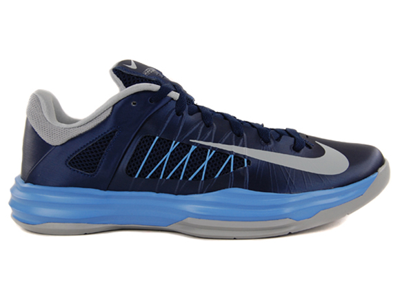 hyperdunk 2012 blue