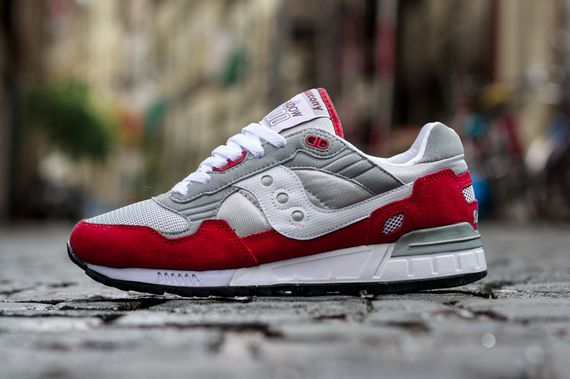 saucony grid 5000 red