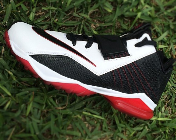 nike zoom cj trainer 2