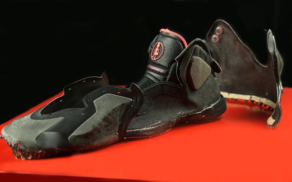 nike lil penny posite