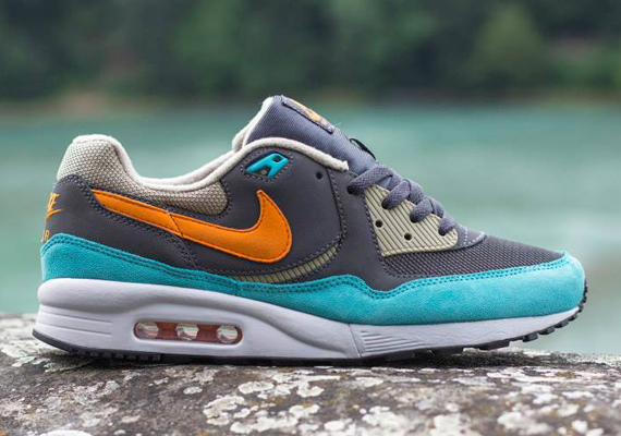 Nike Air Max Light Anthracite/Copper 