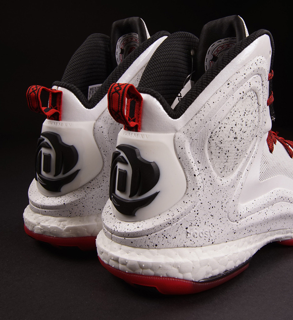 d rose white shoes
